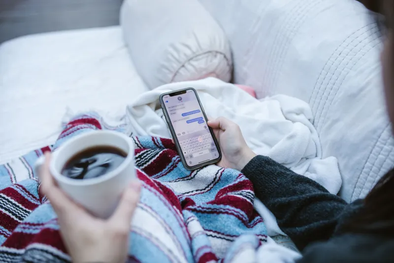 Sirens in the Group Chat: The Anatomy of a Celebrity Post Meltdown